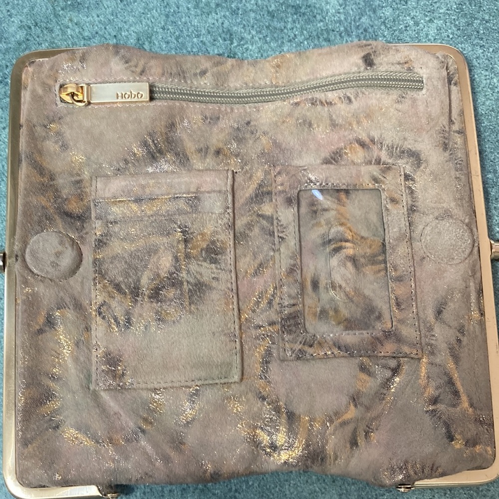 SOLD ‼️‼️Genuine HOBO The Lauren Suede Wallet Beige & Pink With Gold Effect EUC - Picture 6 of 12